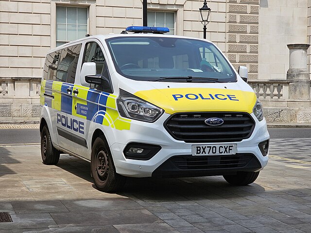 Man’s Body Found in UK Shopping Centre by Cleaner wikimedia commons