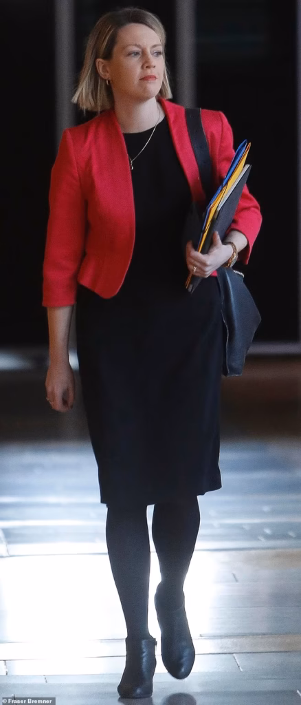 SNP Vows Never to Cut Scotland’s £7bn Benefits Bill SNP Vows Never to Cut Scotland's £7bn Benefits Bill