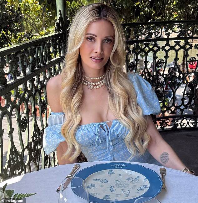 Holly Madison Gives Rare Look Inside Disneyland’s Club 33 Holly Madison Gives Rare Look Inside Disneyland’s Club 33