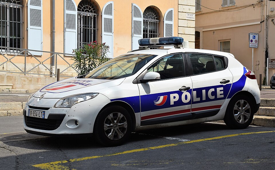 19-Year-Old French Man Fatally Stabbed in Beachfront Brawl, Suspect Arrested Despite Deportation Order 19-Year-Old French Man Fatally Stabbed in Beachfront Brawl, Suspect Arrested Despite Deportation Order