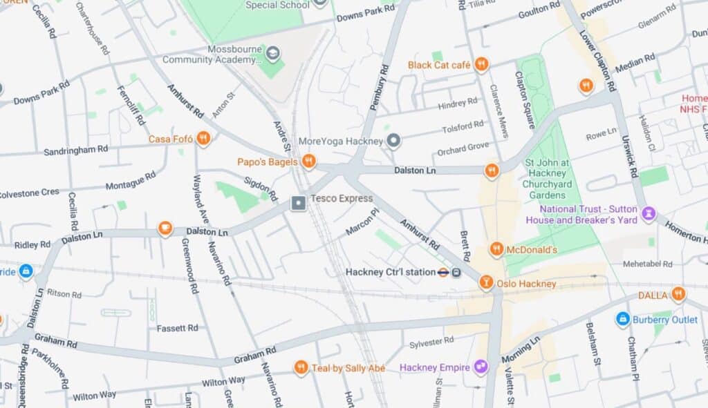 70 firefighters tackle hotel blaze on Amhurst Road in Hackney 70 firefighters tackle hotel blaze on Amhurst Road in Hackney