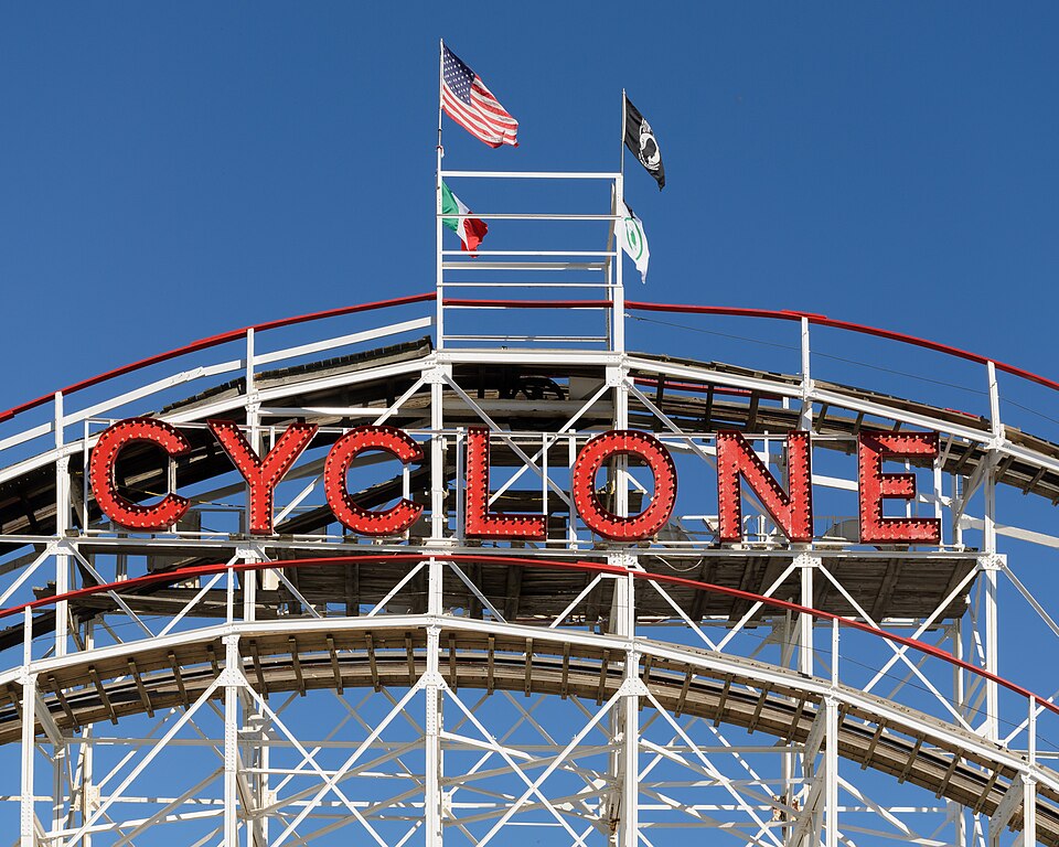 8 shot, including 4 children, in Coney Island shooting 8 shot, including 4 children, in Coney Island shooting