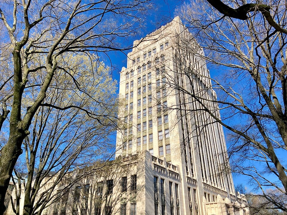 Atlanta council urges Mayor Dickens to expand cooling centers during extreme heat Atlanta council urges Mayor Dickens to expand cooling centers during extreme heat